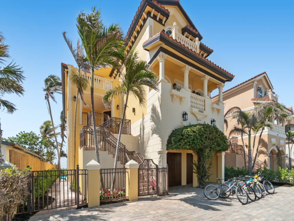 Stunning Beachfront Luxury Home in Bonita Springs
